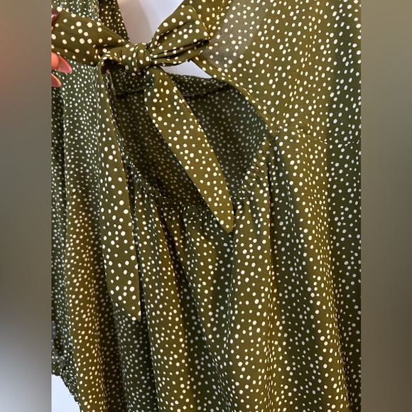 Dress - Picture 3 of 3